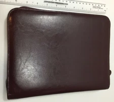 ^ Day Timer faux Leather 7-Ring Planner