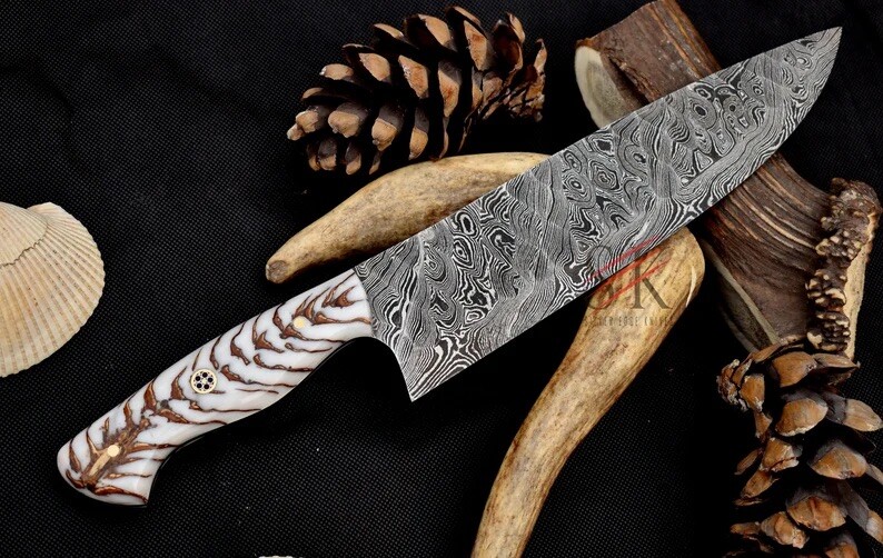 HANDMADE DAMASCUS STEEL CHEF KNIFE KITCHEN FILLET BONING PINECONE HANDLE