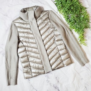 knit sleeve puffer jacket