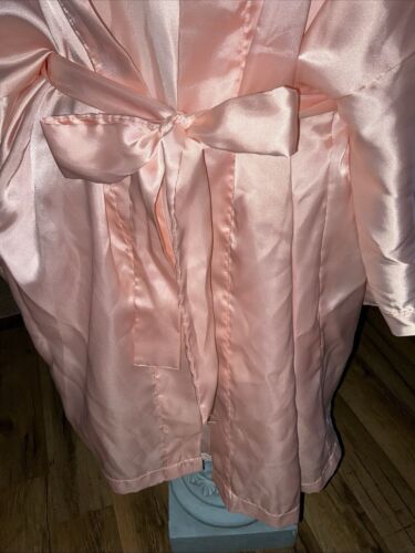 Vintage Victoria Secret Gold Label rosa Satin (Negligee Nachthemd MED) Morgenmantel Einheitsgröße Set neu aus altem Lagerbestand - Bild 4 von 18