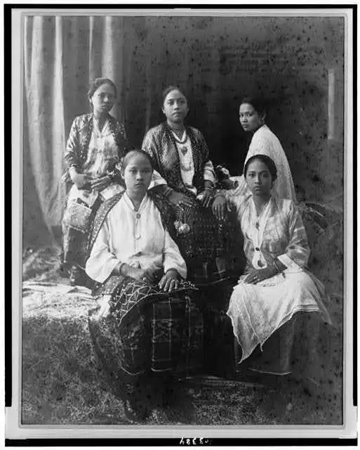 Traditional filipino women's dress cheap