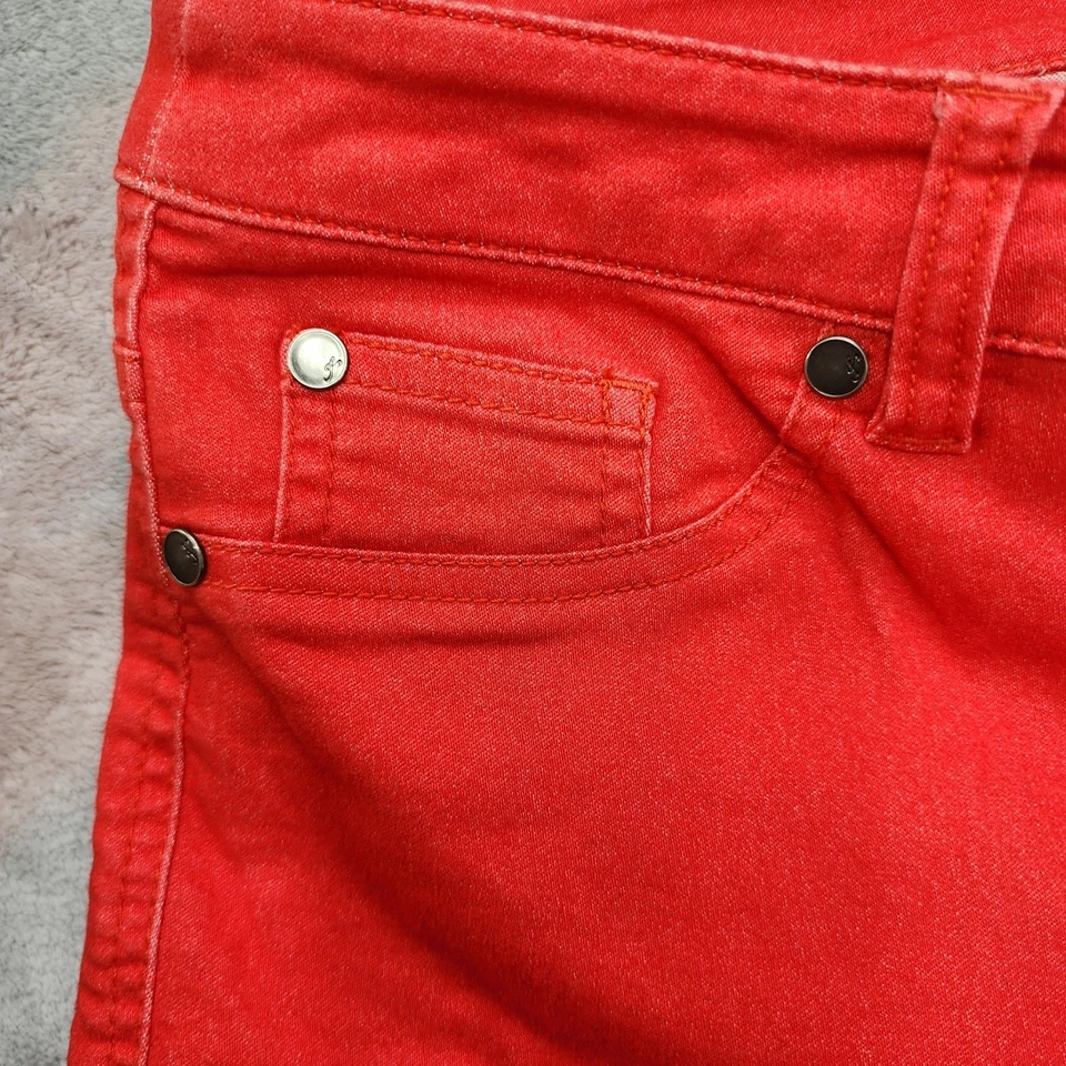 Pantalones de mezclilla Style&Co para mujer 14 rojos tiro medio ajustados con puños cortos elásticos informales Foto 2 de 4