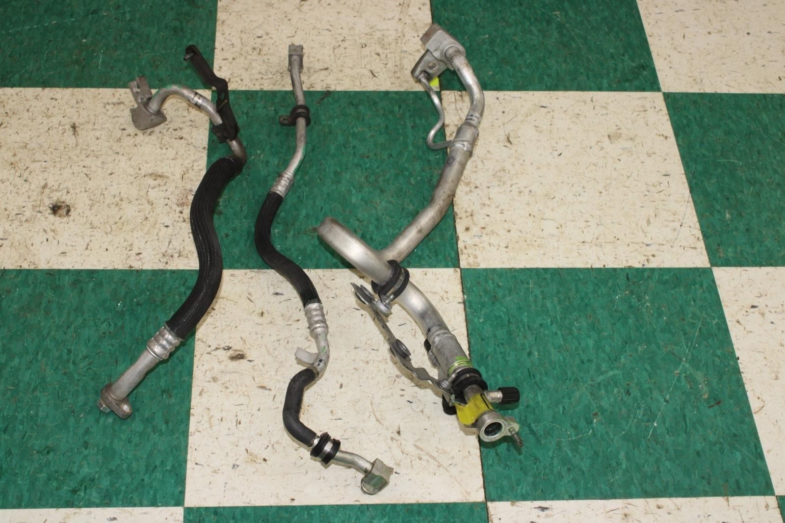 Maserati Ghibli 2014-2021 A/c sets Set
