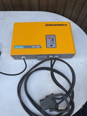 Jungheinrich SLH 090 24V 65A HF Batterie Akku Ladegerät (8820)