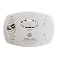 First Alert CO600 Plug-In Carbon Monoxide Alarm Smoke Detector Factory Sealed