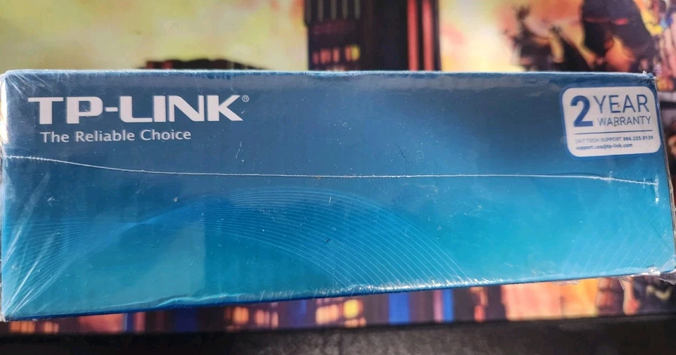 TP-LINK TL-SF1005D 5-Port 10/100Mbps Desktop Ethernet Switch - BRAND NEW - Image 4 of 4