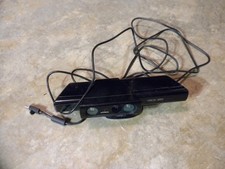 ORIGINALE Microsoft XBOX 360 Kinect modello 1414 con obiettivo Nyko ZOOM clip on