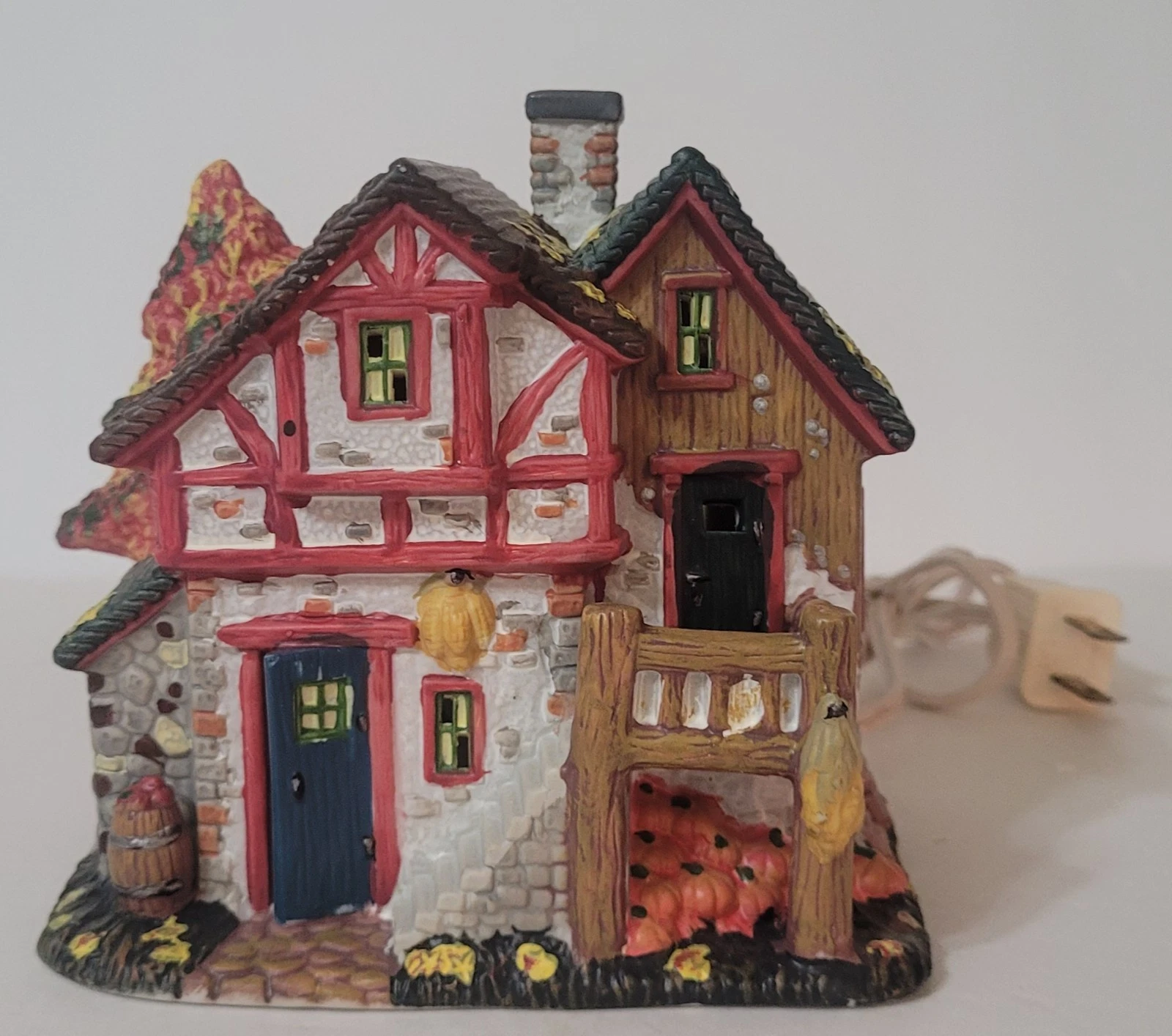 Autumn Accent💛🧡🤎 Fall-Autumn-Halloween Village Porcelain Lighted House