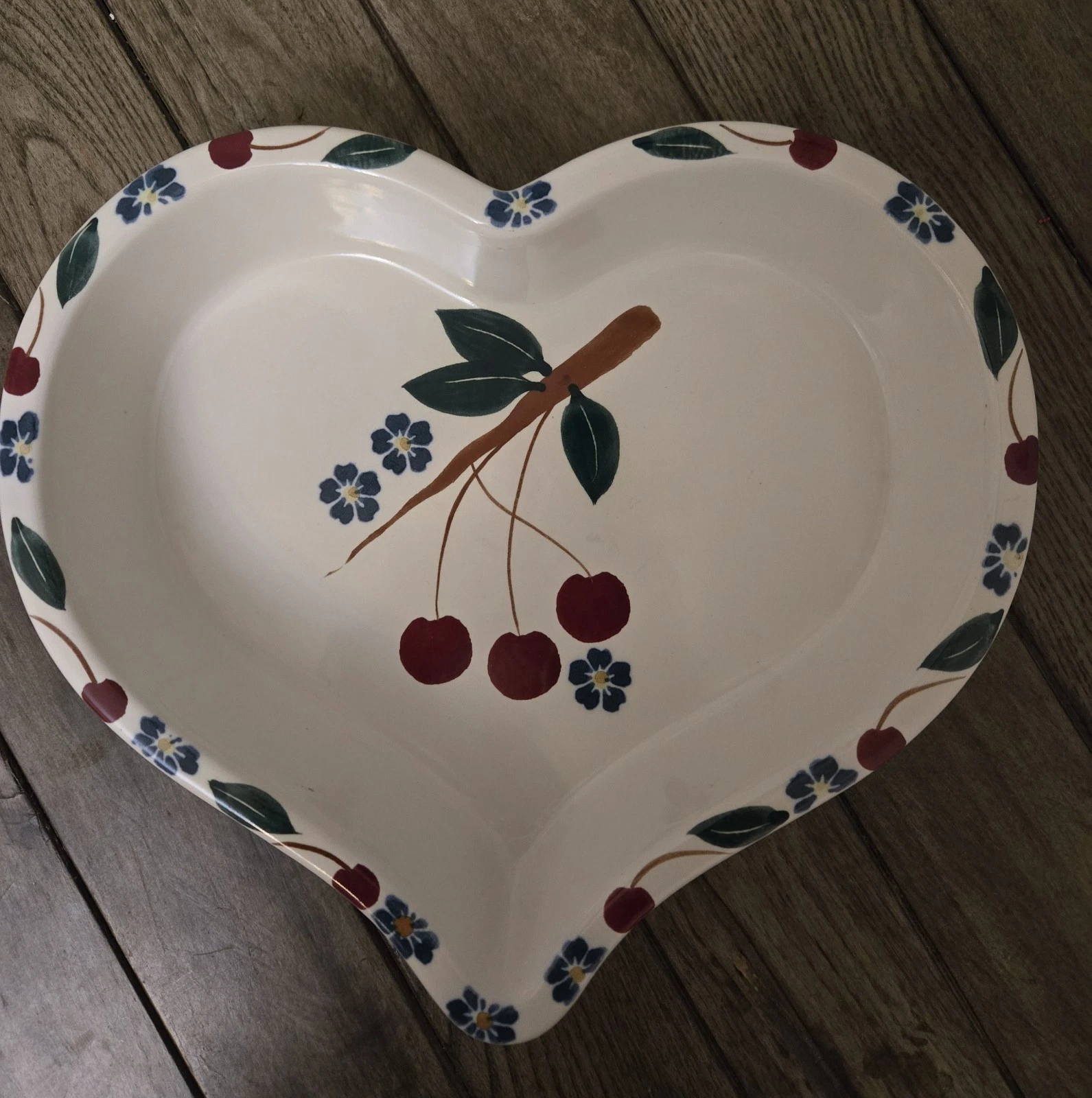 Chaparral Pottery Heart-Shaped Stoneware Cake/Pie Pan w/Cherries Baking Dish