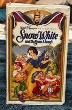 Walt Disney Masterpiece Snow White and the Seven Dwarfs VHS Digitally Mastered