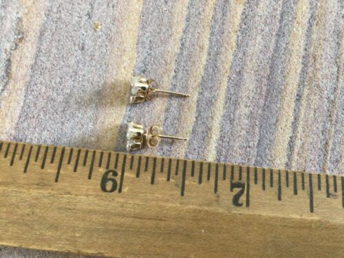 10K Yellow Gold And CZ Stud Earrings - Picture 10 of 11