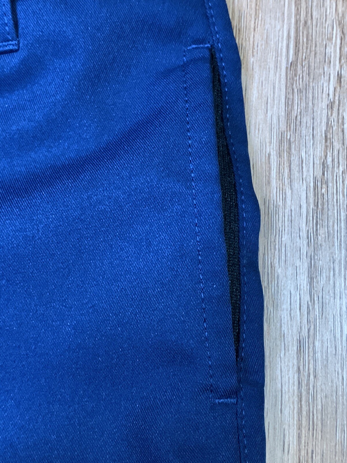 Picture 3 of 8
