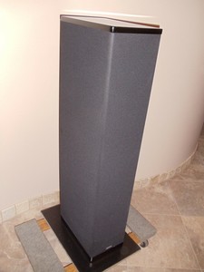 definitive technology tower speakers bp20