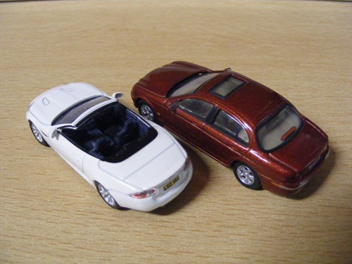 Cararama 1/72nd &Oxford Diecast 1:76th Scale Jaguar Duo FREE P+P - Picture 4 of 6