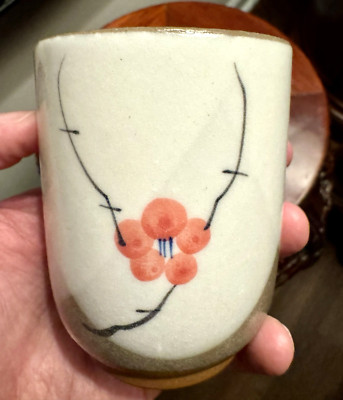Kyoto Keizan Saki Tea Cup Hand Painted Pottery Pink Floral Vine