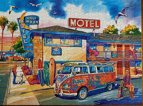 Cra-Z-Art Puzzle California Dreams Half Moon Motel 1000 Pieces Complete - Picture 2 of 3