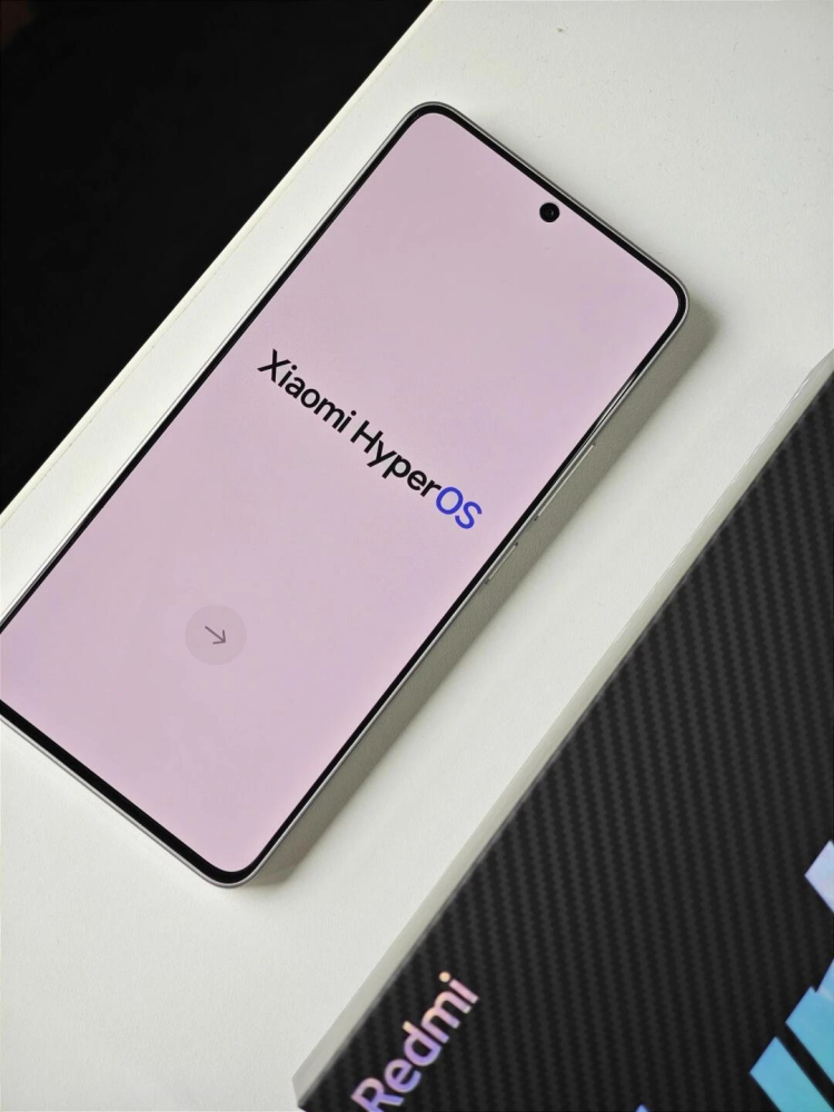 【美品】Redmi Turbo 3 12GB/256GB ホワイト BLU済 S91e5f743a43a495683f84d0e7e257