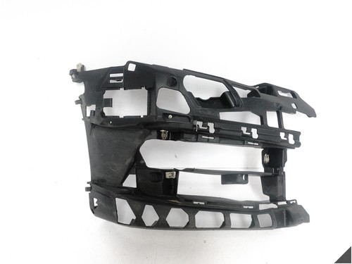 Bmw 5 G30 G31 Bj.17-20 Halter Befestigung Rechts Vorne Stoßstange 7385346