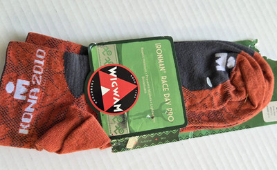 New Wigwam Ironman Race Day Pro Kona 2010 Event Red Low Cut Socks Adult Large