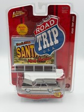 Johnny Lightning Road Trip 1964 Oldsmobile Vista Cruiser, Chrome, 1:64, NIB