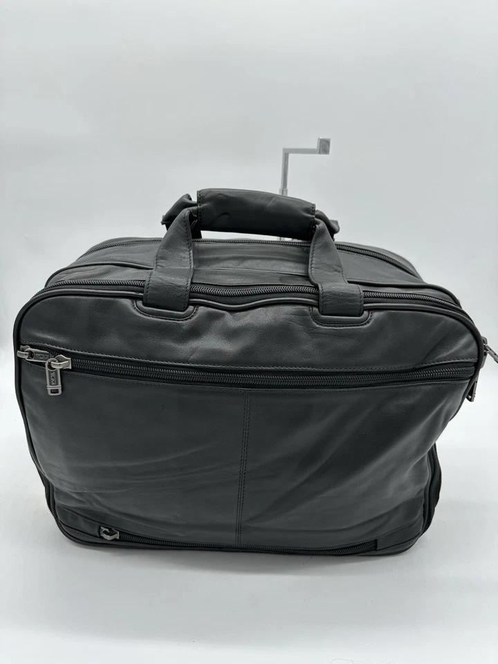 Tumi Leather Boarding Tote 18” - Image 4 of 4