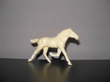 Tim-Mee Western Horse. Series 1 Horse Running 1948-1957. White Plastic 70mm