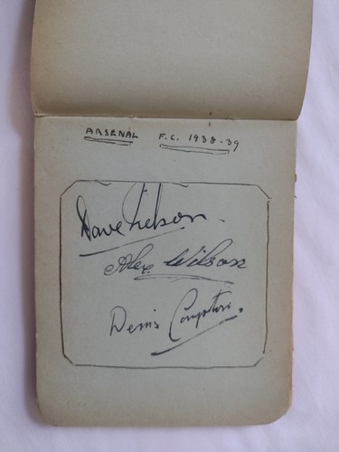 1938-39 Arsenal Football Club Original Autograph 5 Signature Rare - Picture 2 of 8
