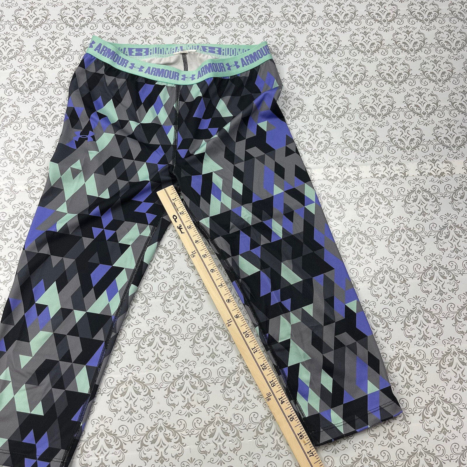 Under Armour Geometric Illusion Effect Multicolor… - image 5