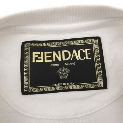 FENDI×VERSACE ロゴ コットン 半袖Tシャツ ホワイト T-shirt Fendi X Versace White size M International in Cotton