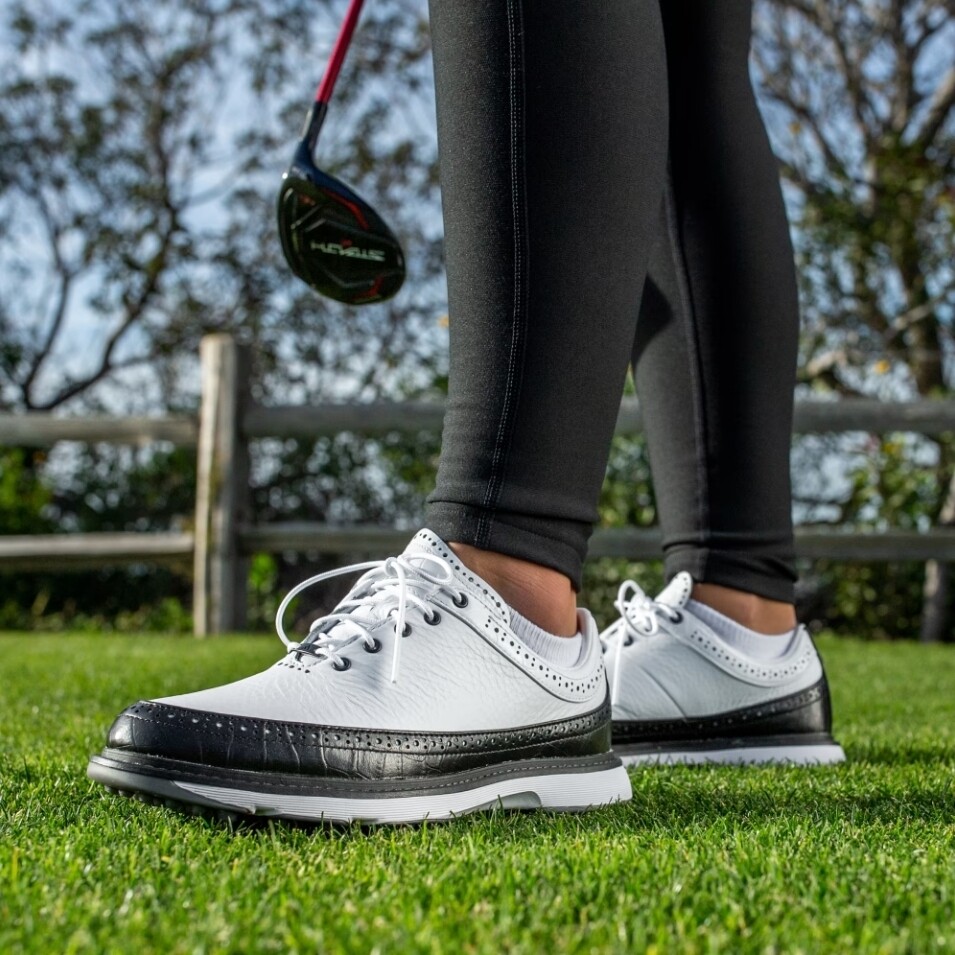 [ADIDAS GOLF] MODERN CLASSIC 80 SPIKELESS ☆大人気☆ New Mens ADIDAS MODERN CLASSIC 80 SPIKELESS GOLF ID4750