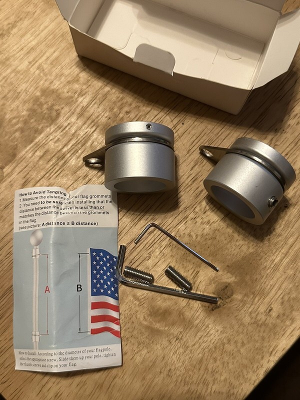 Flag Pole Rotating Mounting Rings Aluminum Alloy Spinning Clips 2 pack.