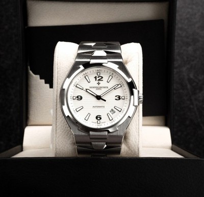 Vacheron Constantin Overseas Silver/White Men's Watch 47040/B01A-9093 Papers