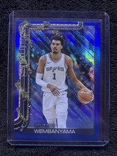 2025-26 Topps Holiday - Victor Wembanyama #H156 Holiday Metallic Blue Glitter