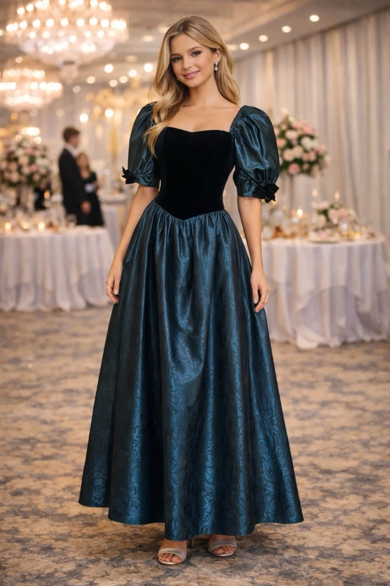 アンティークベルベットドレス　Laura Ashley Laura Ashley Dresses Velvet for sale | eBay