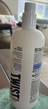 TWIST OUIDAD RALLY THE CURLS WEIGHTLESS CURL DEFINING PRIMER MOISTURE 10.5oz