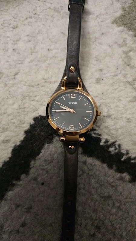 Fossil Georgia Women's Quartz Analog Watch Gray Dial Gray Leather 26mm 50m