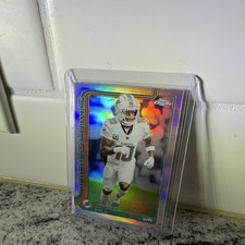 2025 Topps Chrome Tyreek Hill #185 Miami Dolphins Football NFL 