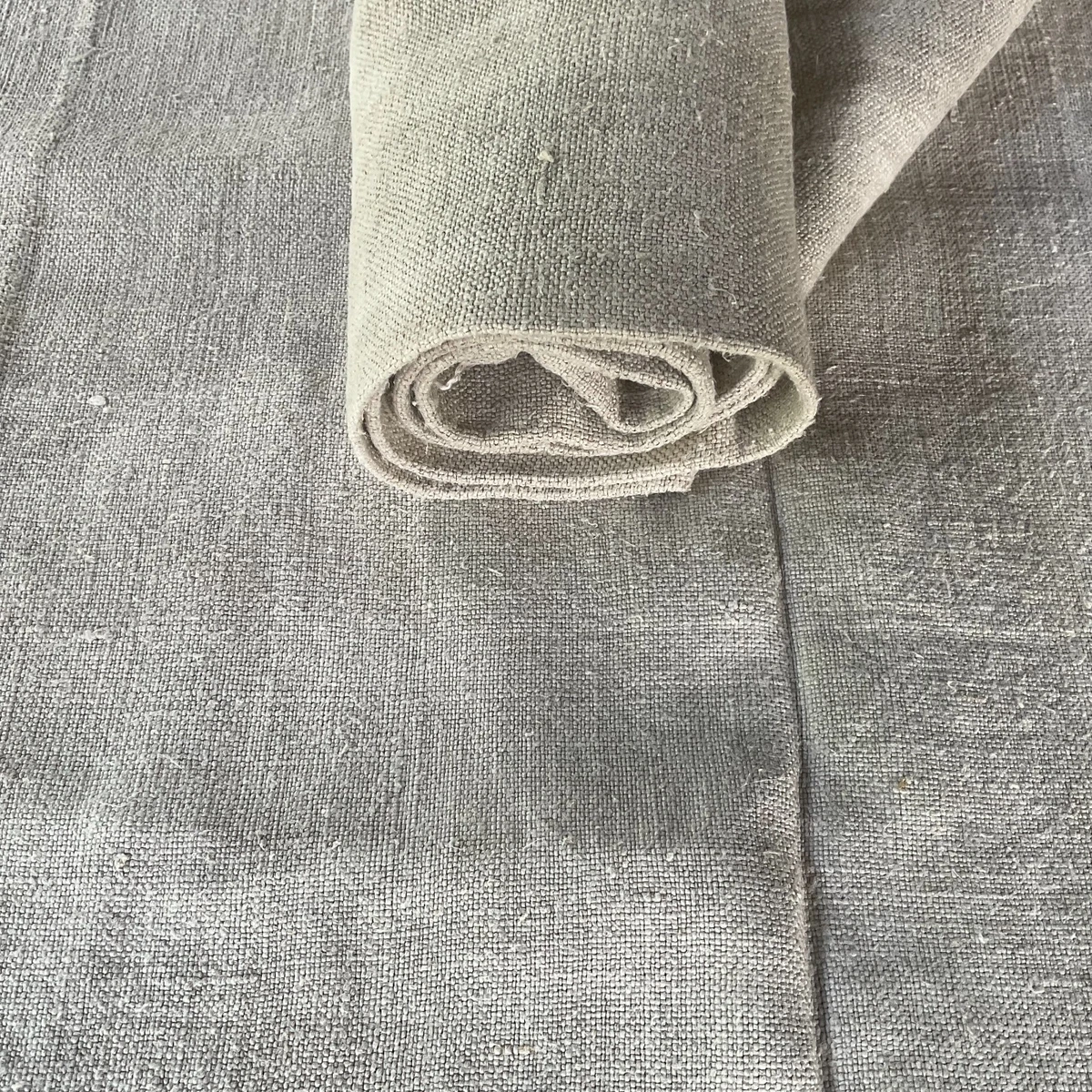 Linen 1920-1949 Time Period Manufactured Collectible Fabrics for