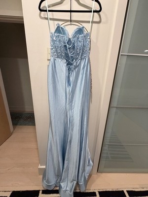 NWT baby blue prom/ formal dress size 4