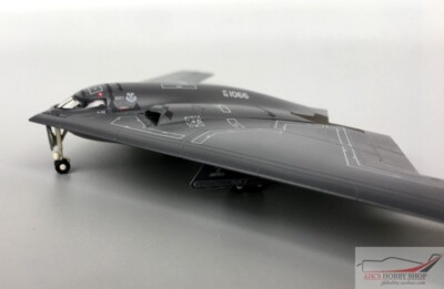 Herpa 1/200 U.S. Army B-2A Stealth Bomber American Spirit 558648