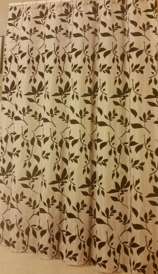 NIP DUCK RIVER TEXTILES SHADOW LEAVES  SHOWER CURTAIN GRAY W/BLACK FLOCKED LEAVE - Image 2 of 3