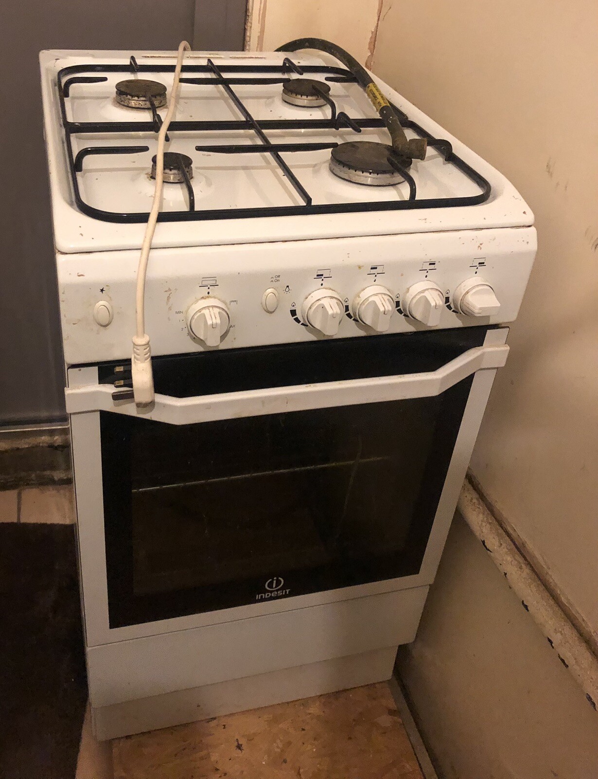 Indesit Free Standing Gas Cooker eBay