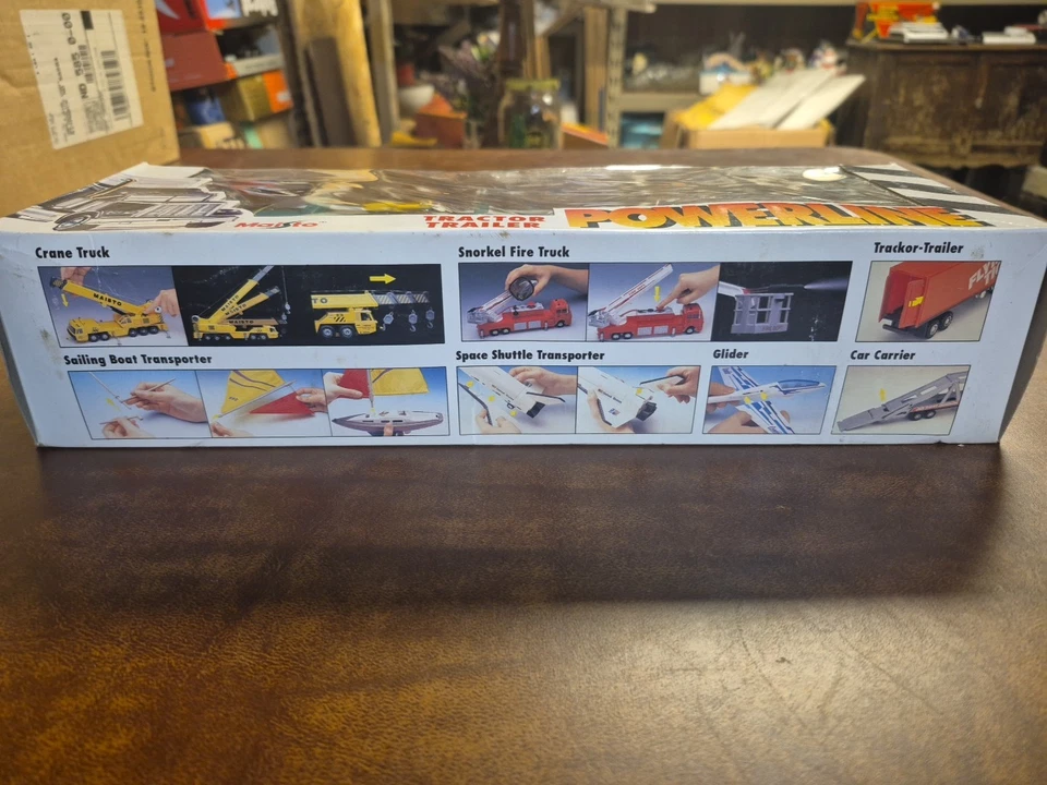 Maisto Tractor Trailer Powerline - Image 3 of 3