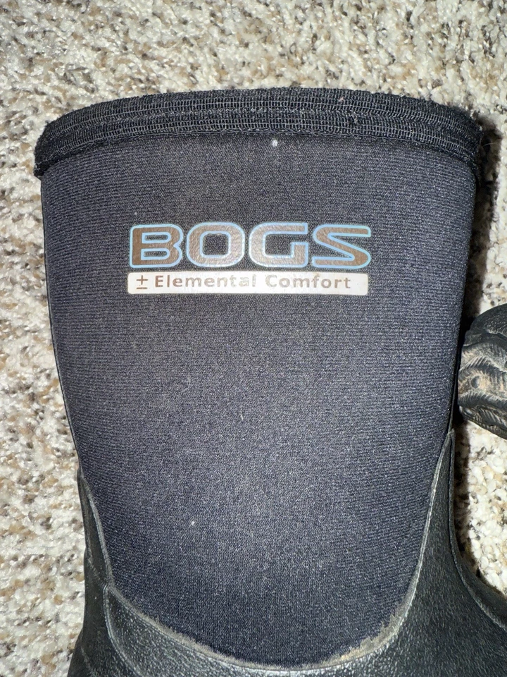 Kids Insulated  Bogs Boots Size Youth 1 - Image 3 of 4