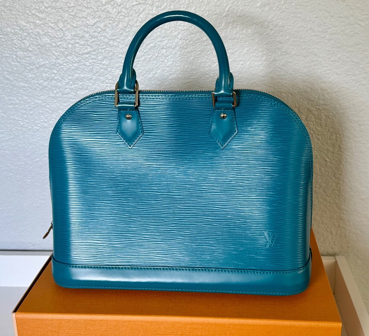 Louis Vuitton Epi Alma PM Hand Bag Cyan (box and dust bag) | eBay
