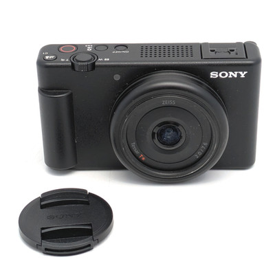 Sony ZV-1F 3'' 21MP f/2 Compact Camera in Black (WW145753)