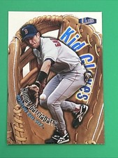 1998 Fleer Ultra Nomar Garciaparra Kid Gloves #8KG Red Sox