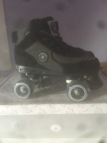BTFL LUCA Rollschuhe Rollskates Schwarz Gr:wählbar neu in Karton - Bild 3 von 5