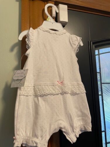 Little Me Romper with Hat Girl 3m 2 Piece Flowers and Polka Dots - Picture 3 of 3