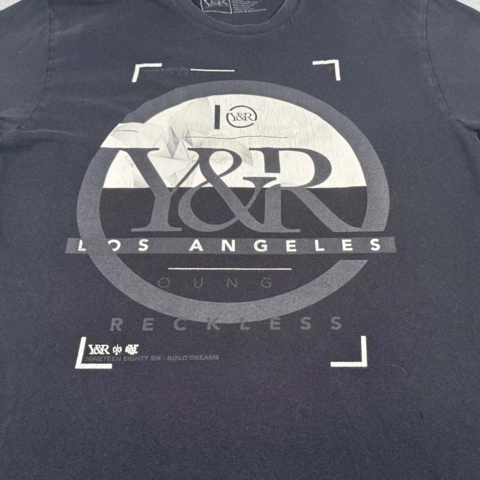 Camisa Joven e Imprudente Adulto Grande Negra Ropa de Calle Diseño Los Ángeles Arte Hombres Foto 2 de 4